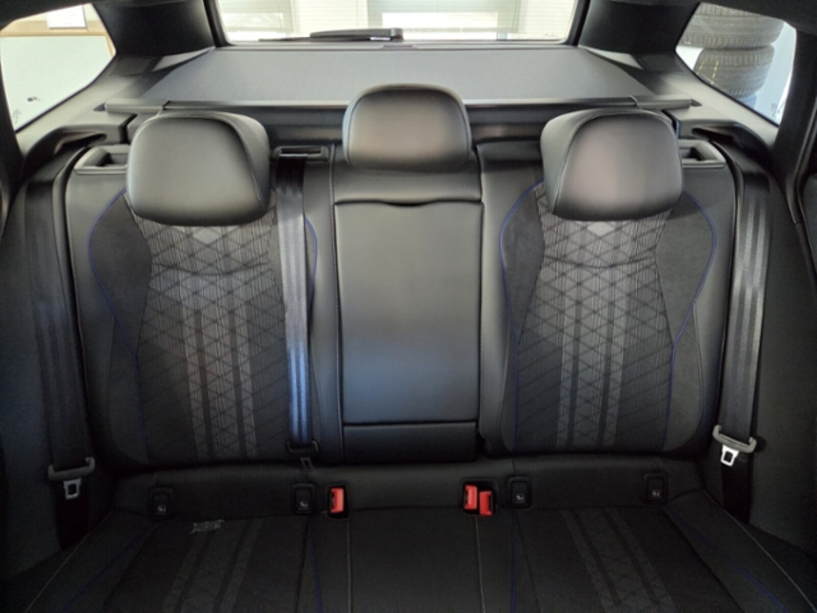 Volkswagen Passat – Bild 13