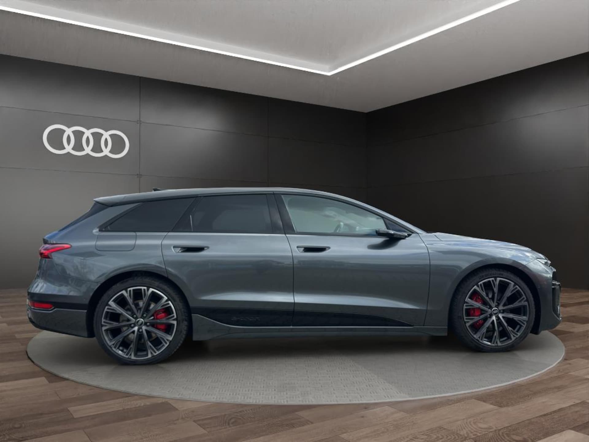 Audi A6 Avant e-tron edition one