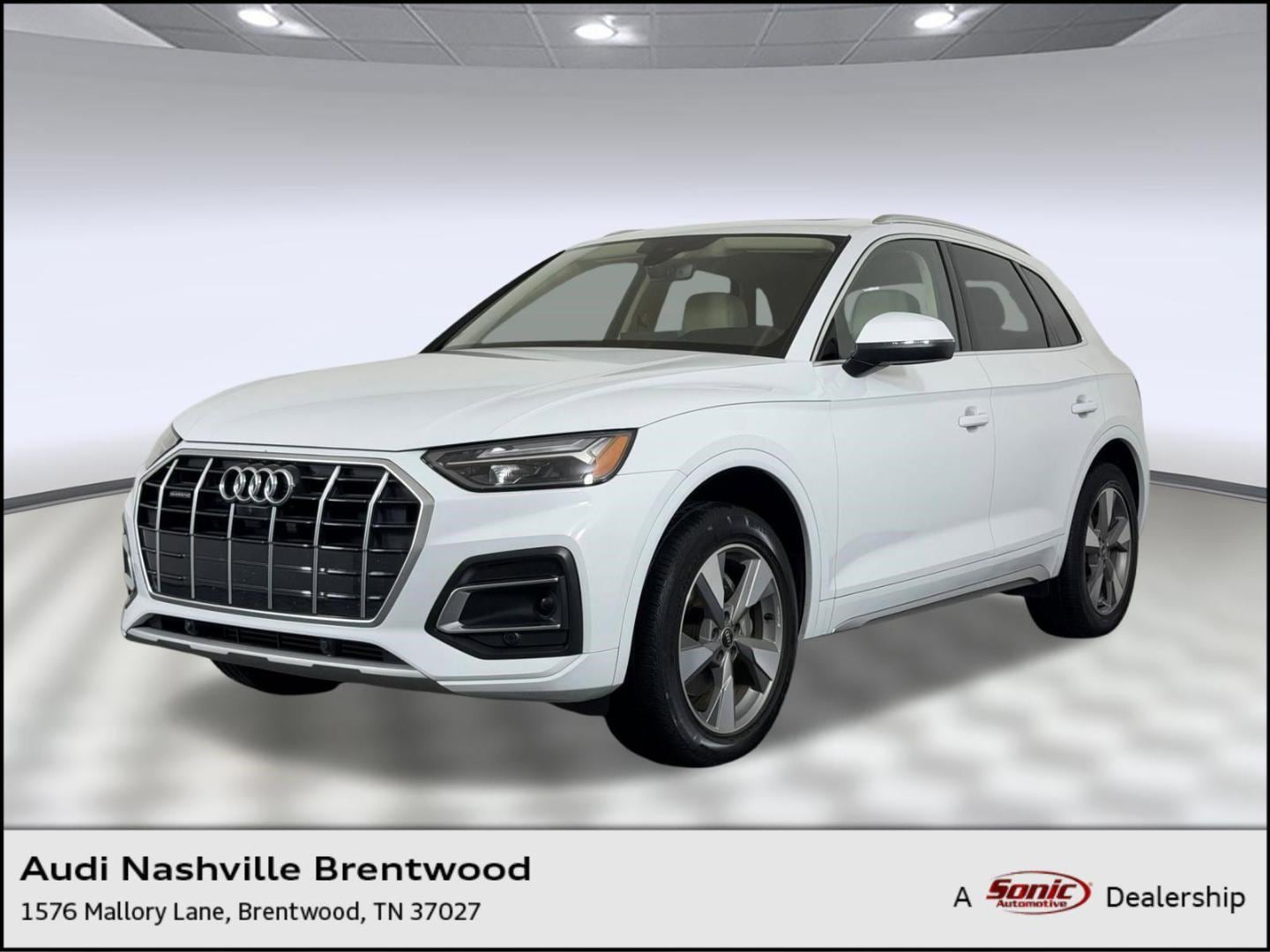 2023 Audi Q5 40 Premium Plus's photo