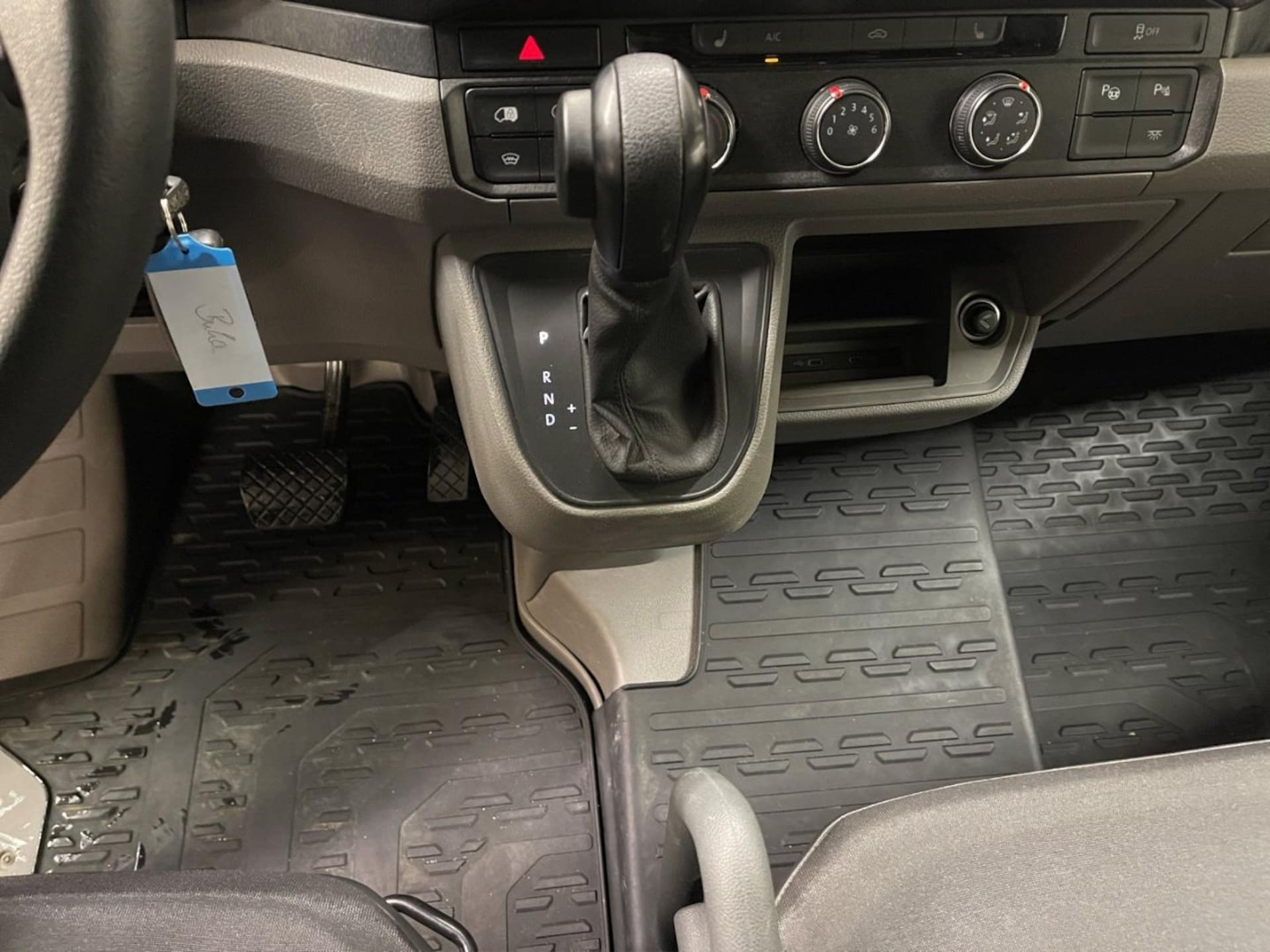 Volkswagen Crafter Kasten langer Radstand