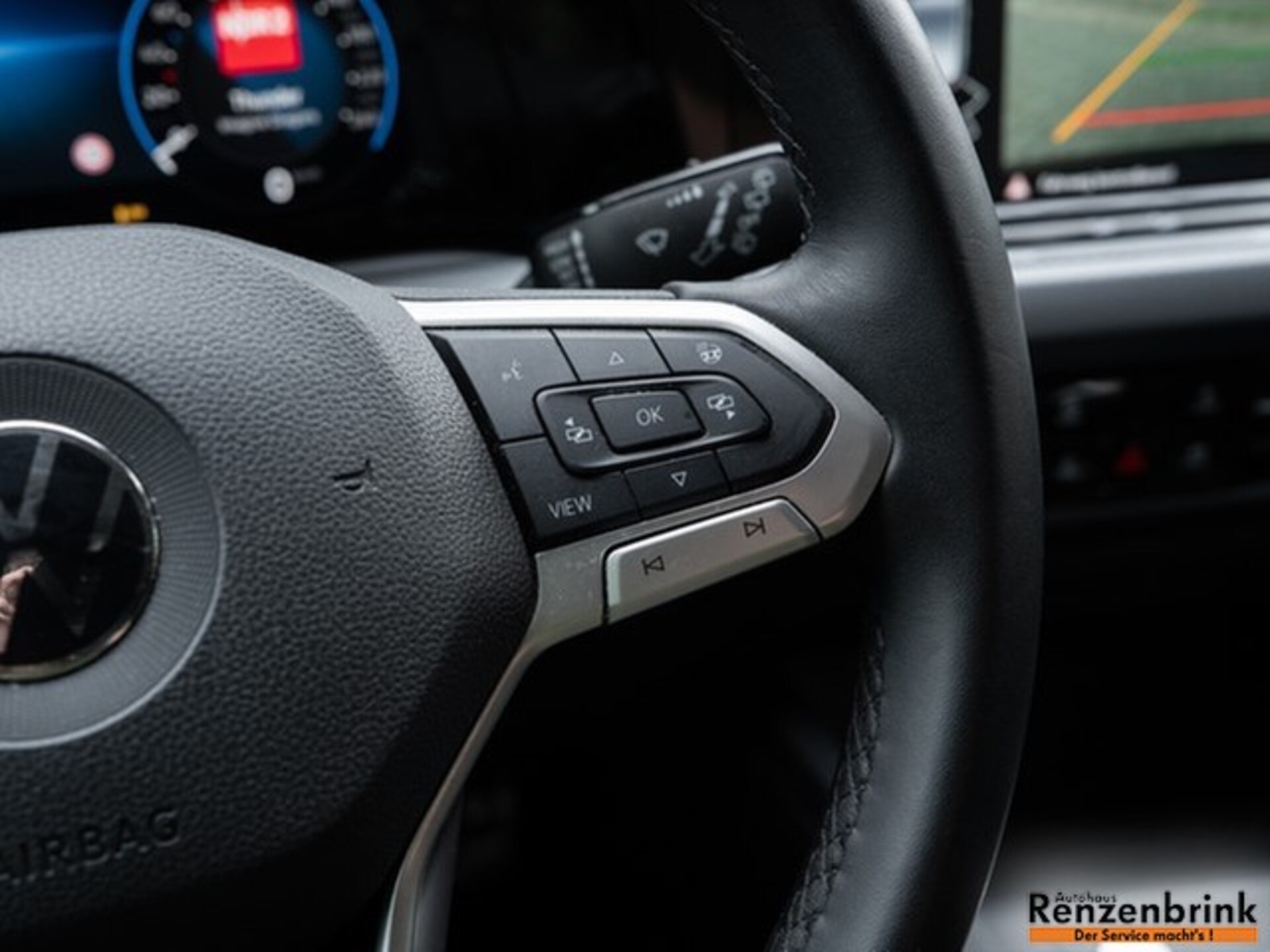 Volkswagen Golf Active
