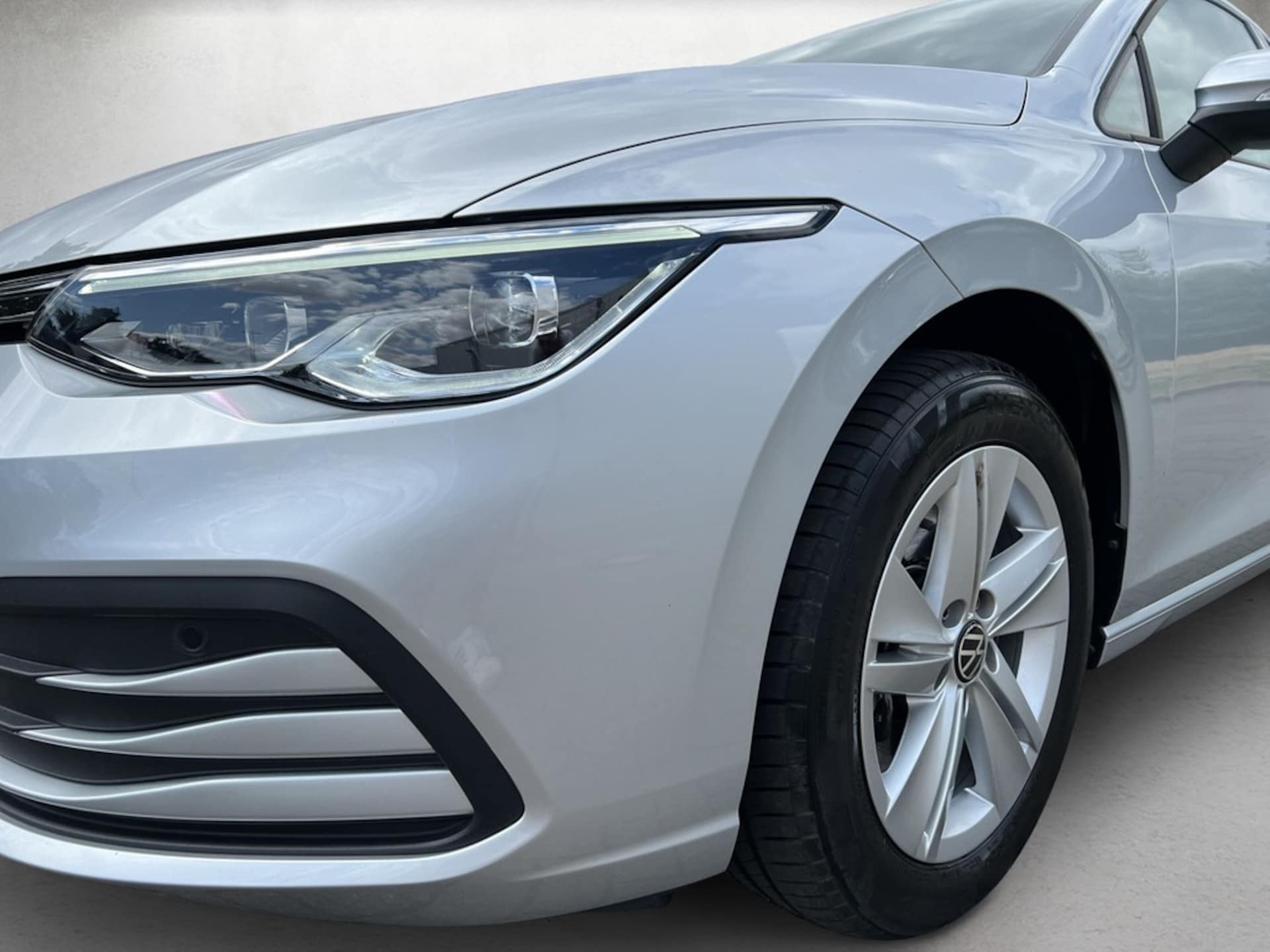 Volkswagen Golf Variant Life