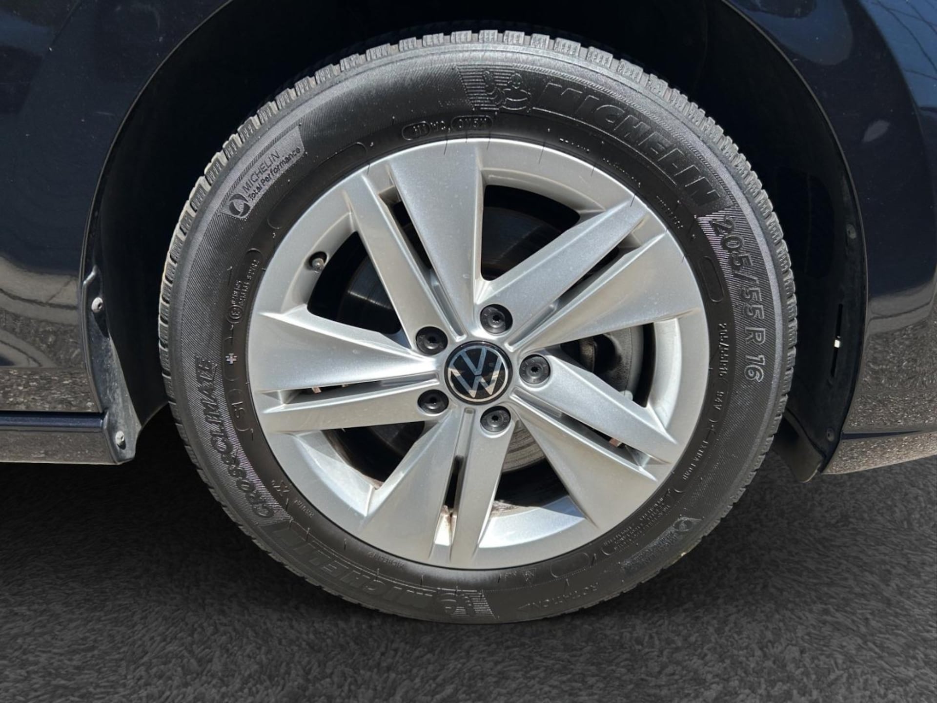 Volkswagen Golf Life