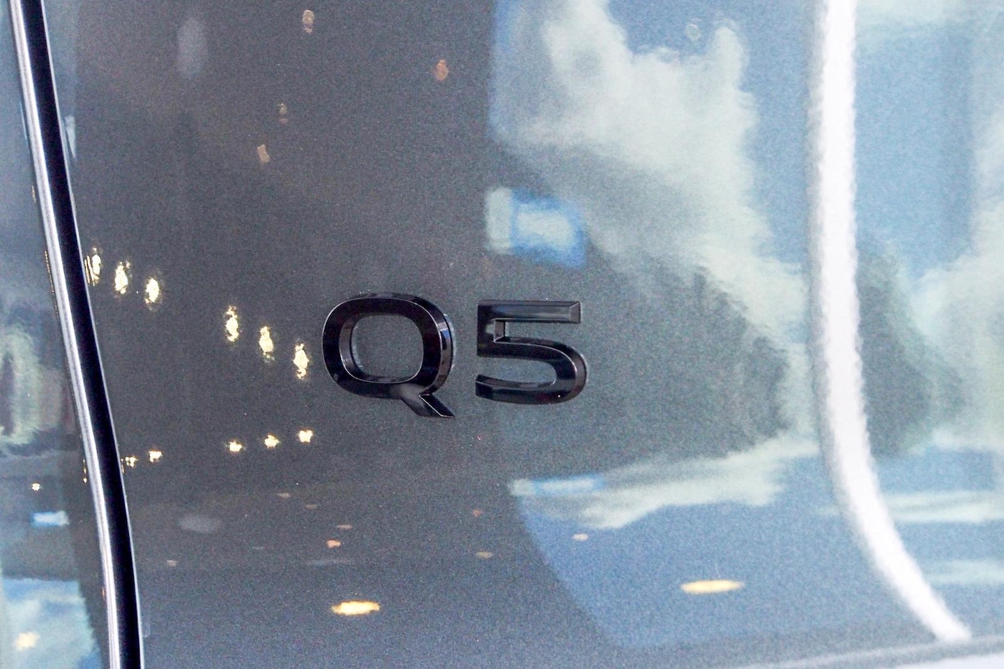 Image about Audi Q5 SUV TFSI quattro 200 kW sport