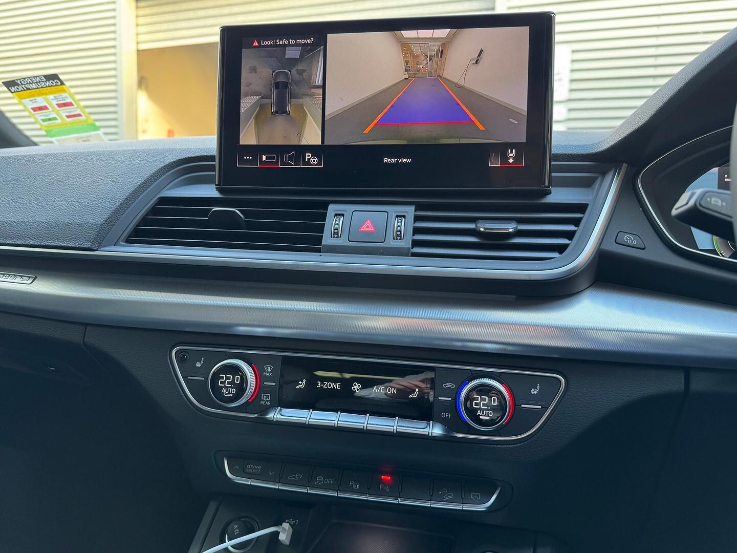 Image about Audi Q5 TFSI e S line 55 TFSI e quattro S tronic