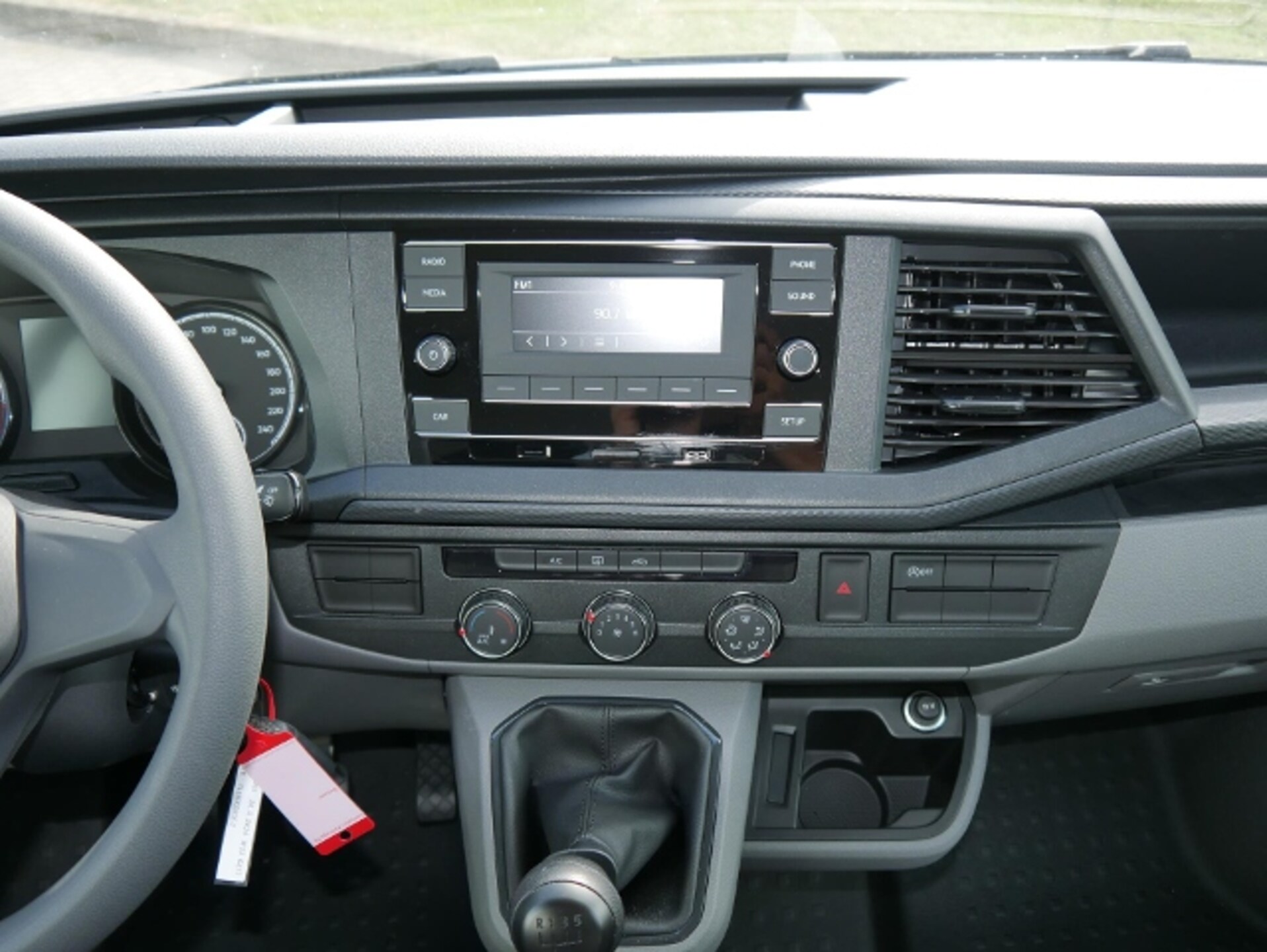 Volkswagen T6.1 Transporter Kombi kurzer Radstand