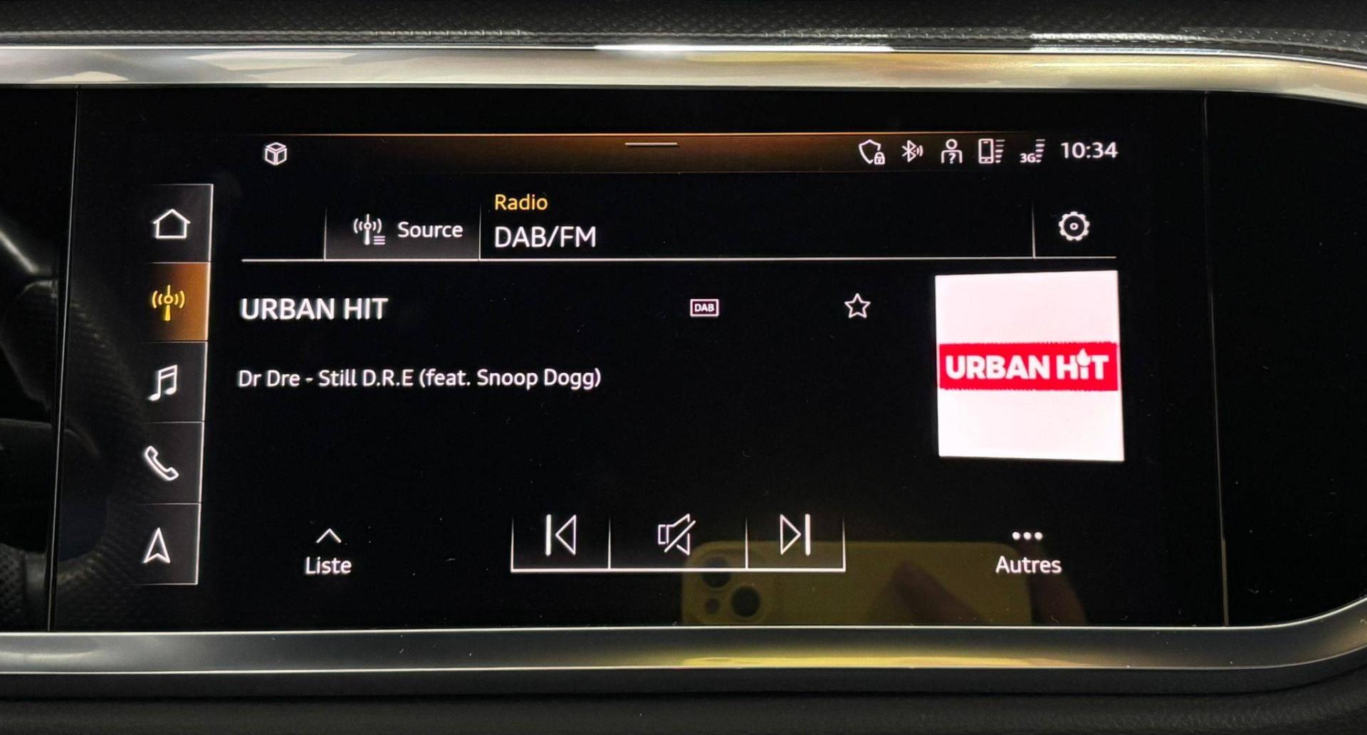 Image about Audi Q3 Sportback TFSI e S line 45 TFSI e 180 kW (245 ch) S tronic