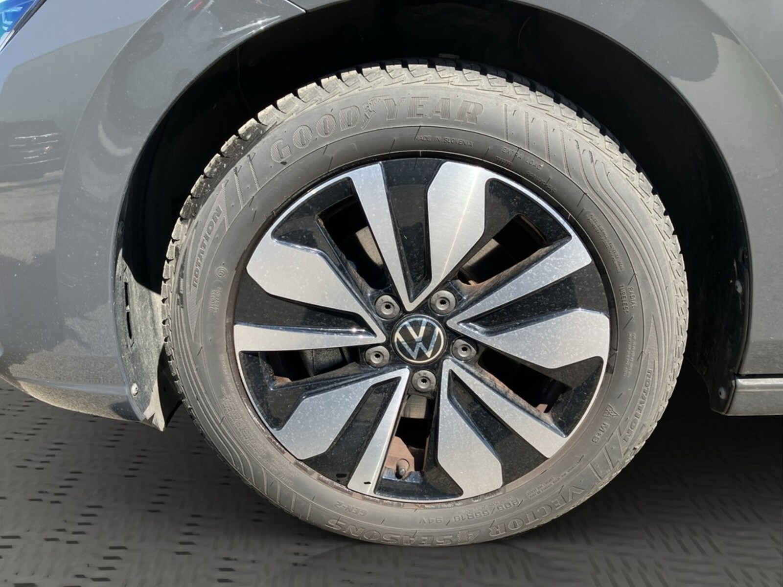Volkswagen Golf – Bild 2
