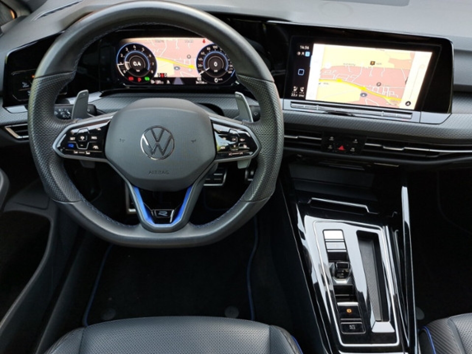 Volkswagen Golf R