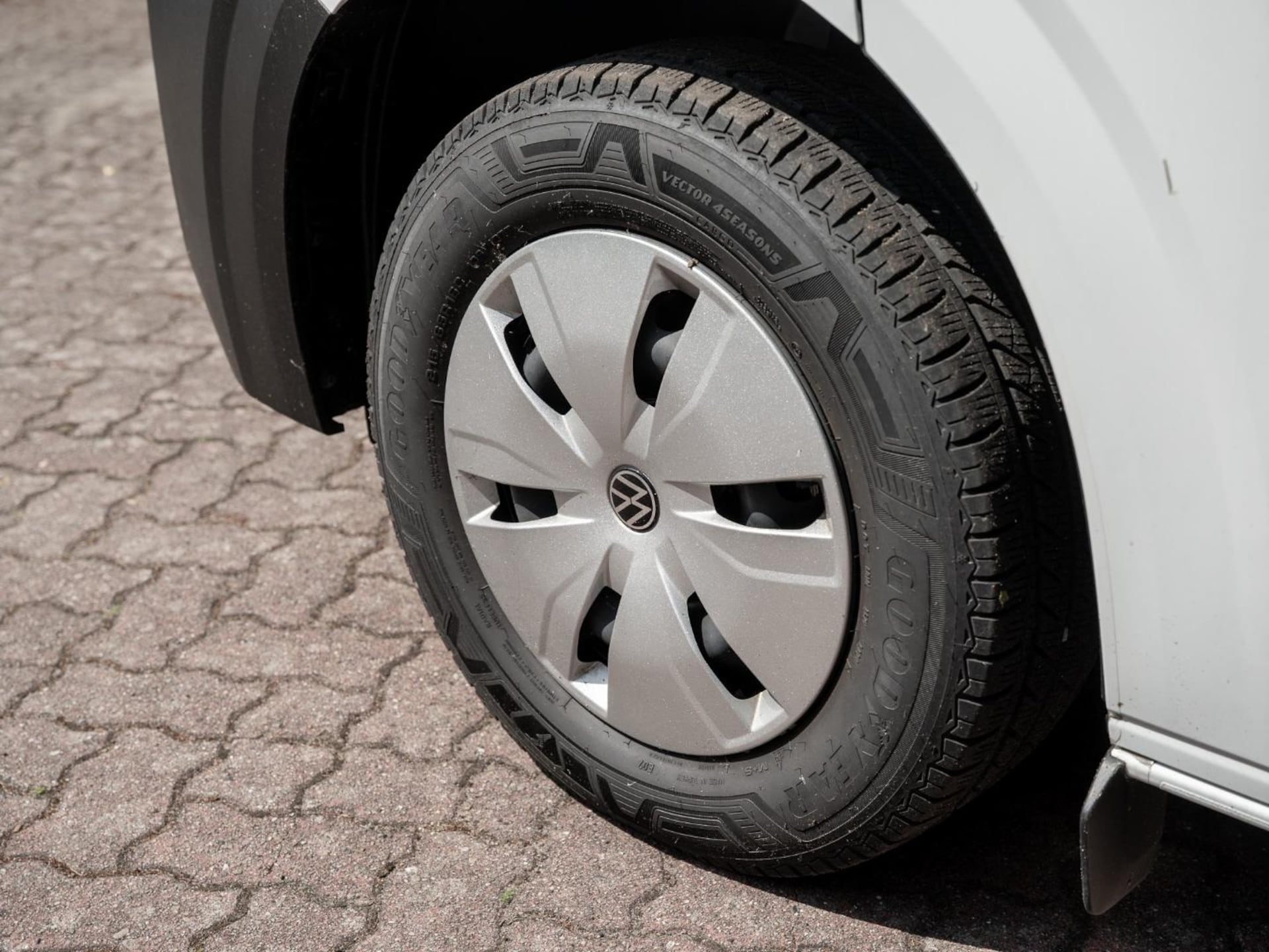 Volkswagen Transporter Kasten kurzer Radstand
