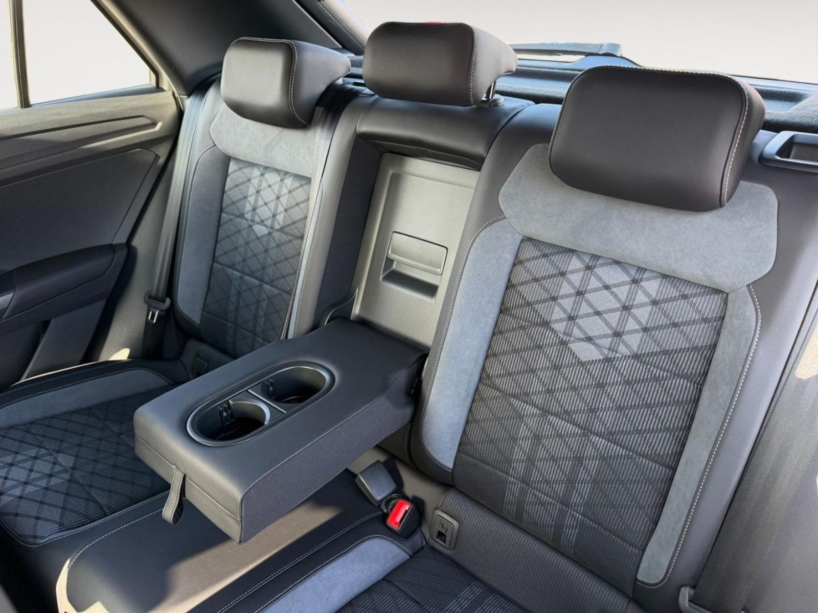 Volkswagen T-Roc – Bild 14