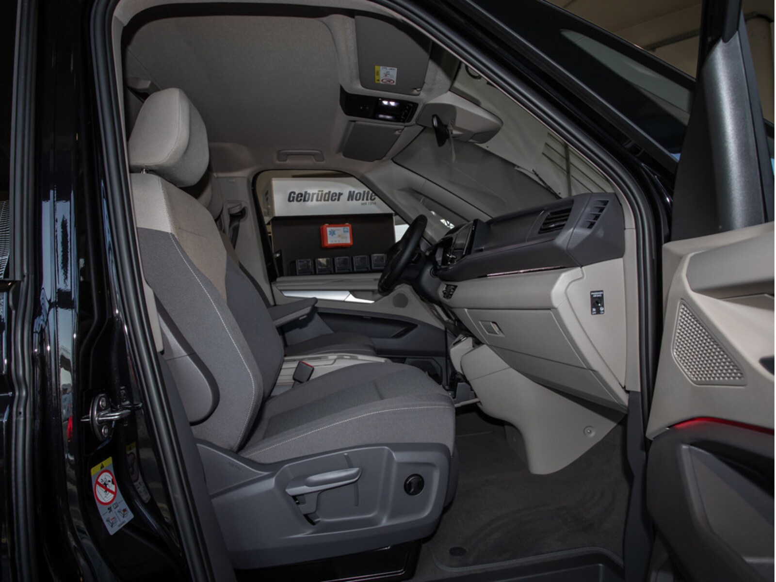 Volkswagen Multivan Langversion – Bild 9