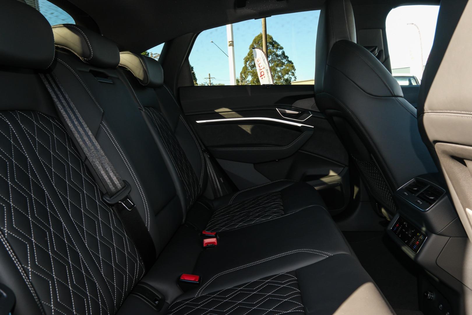 Image about Audi SQ8 Sportback e-tron e-tron quattro