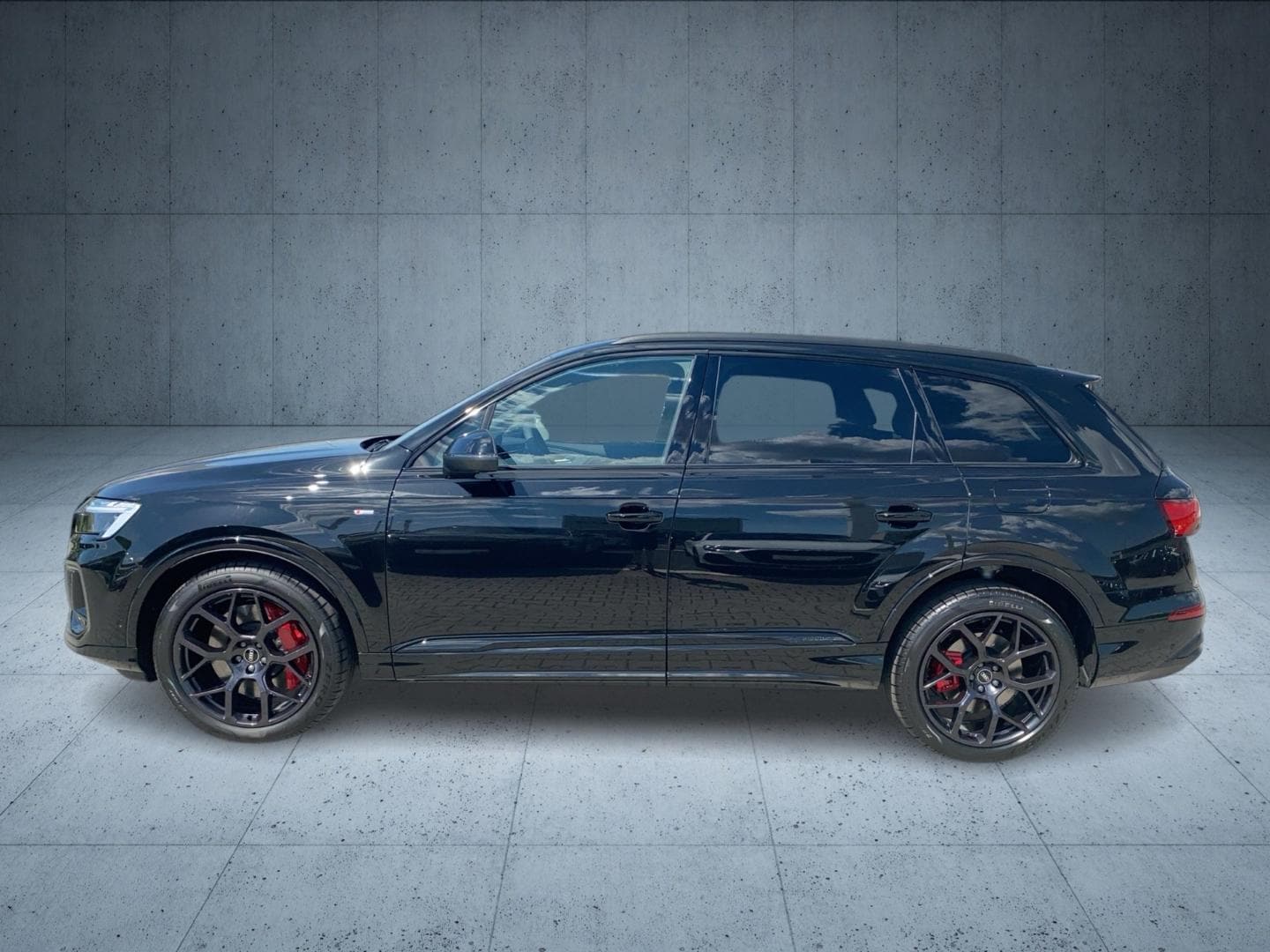 Bild über Audi Q7 SUV TFSI e S line business TFSI e quattro 360 kW tiptronic - für weitere Informationen kontaktieren Sie den Audi Partner