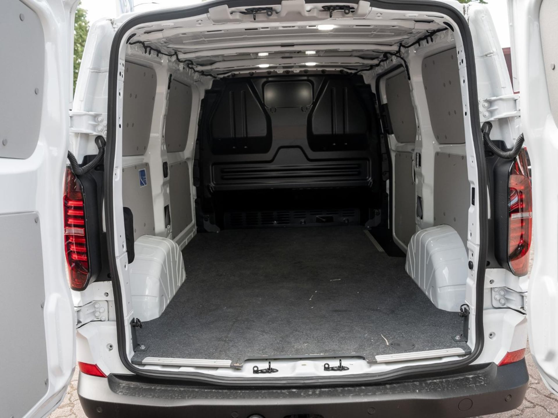 Volkswagen Transporter Kasten kurzer Radstand