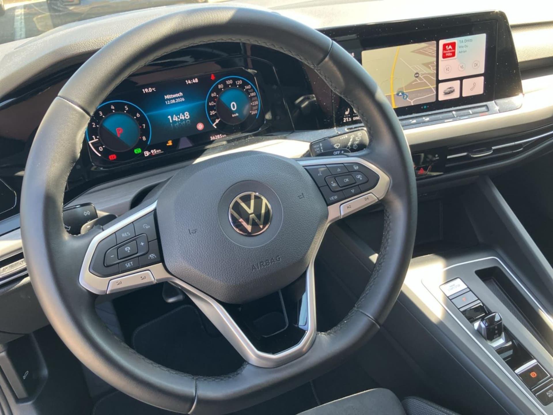 Volkswagen Golf Style