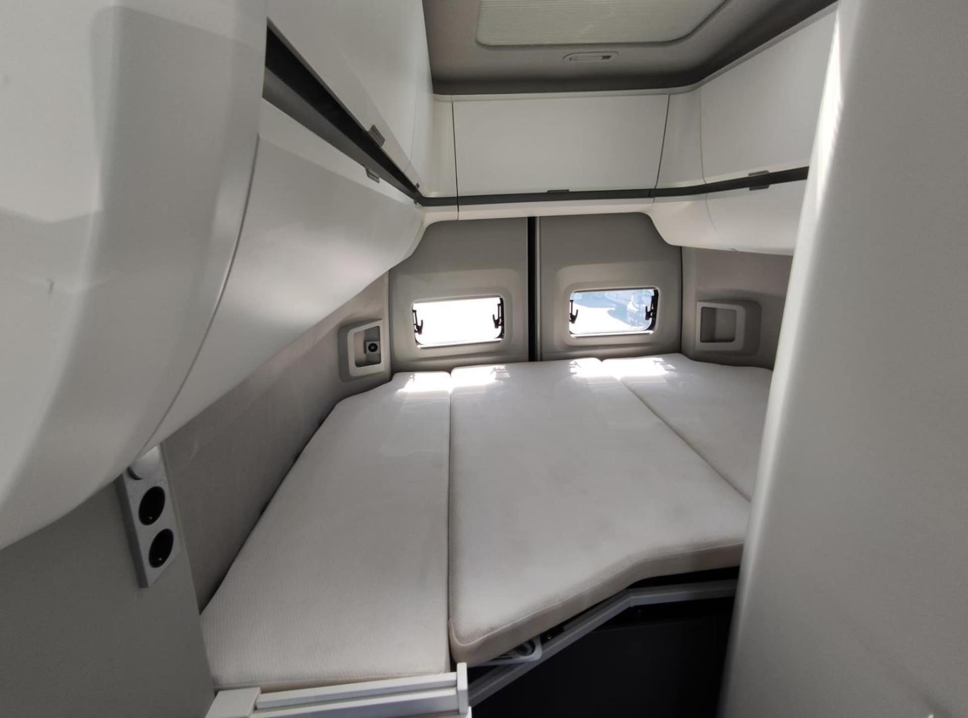 Volkswagen Grand California 600