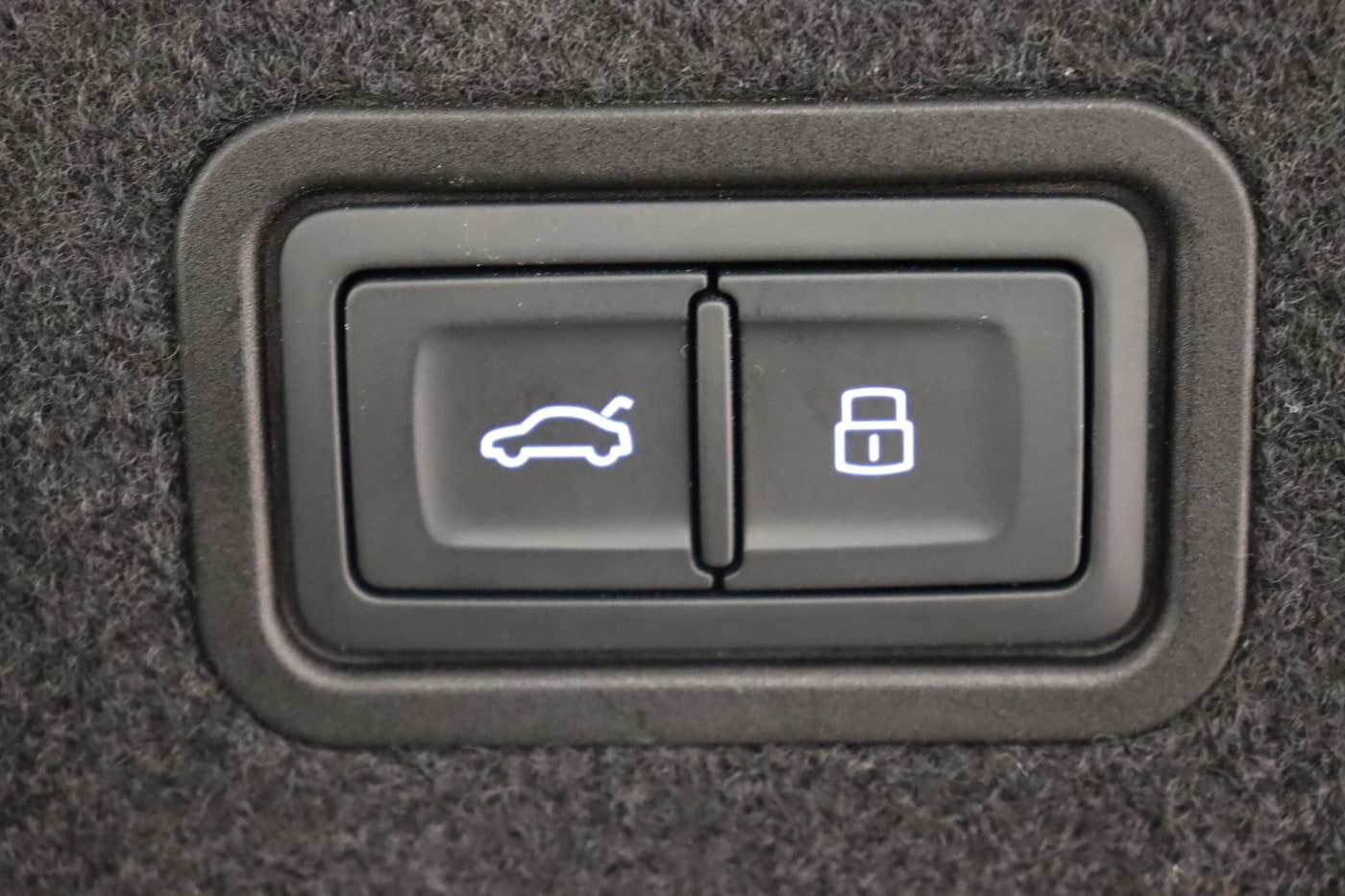 Image about Audi A8 50 TDI quattro tiptronic