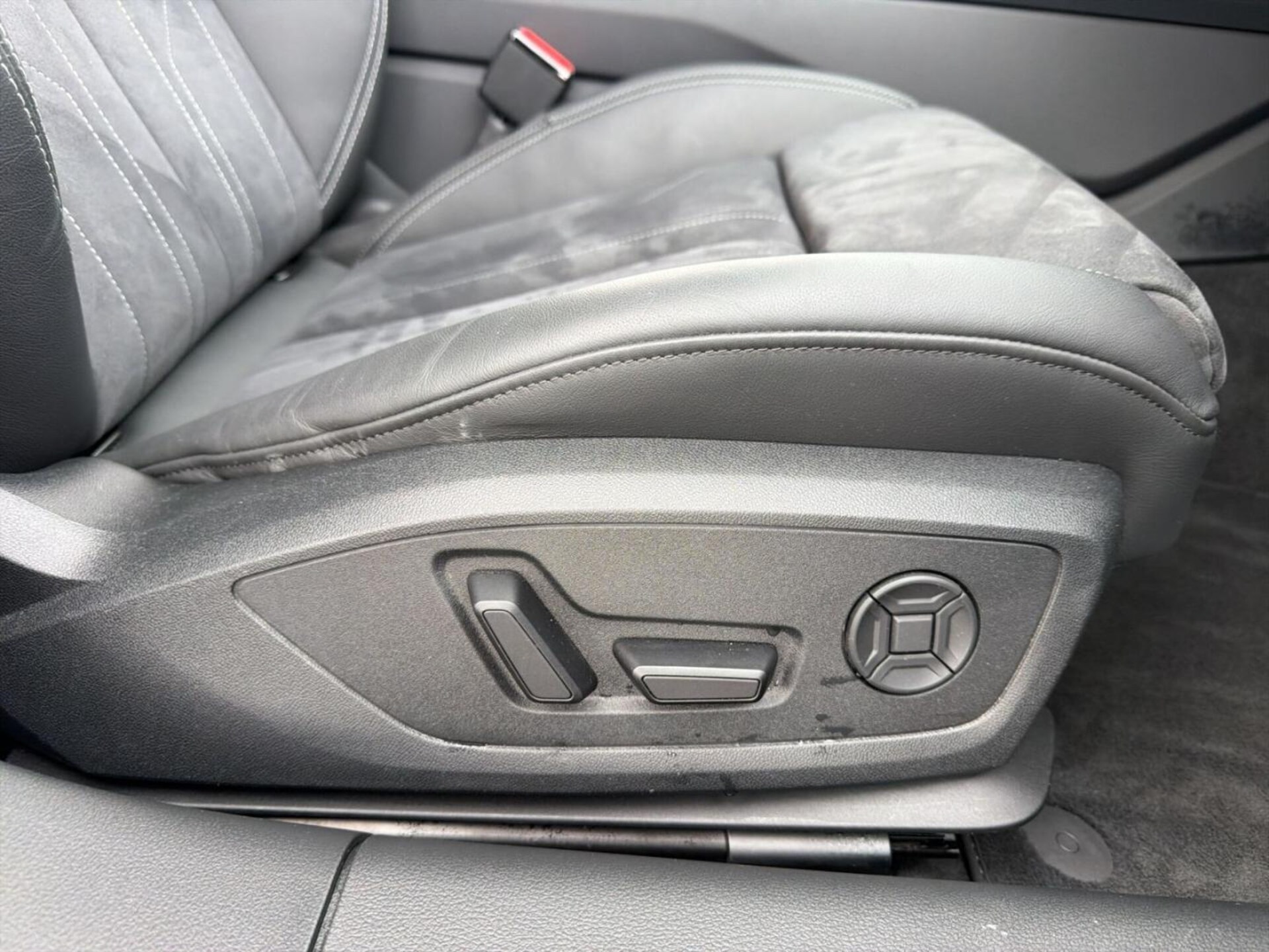 Audi A6 Avant Design