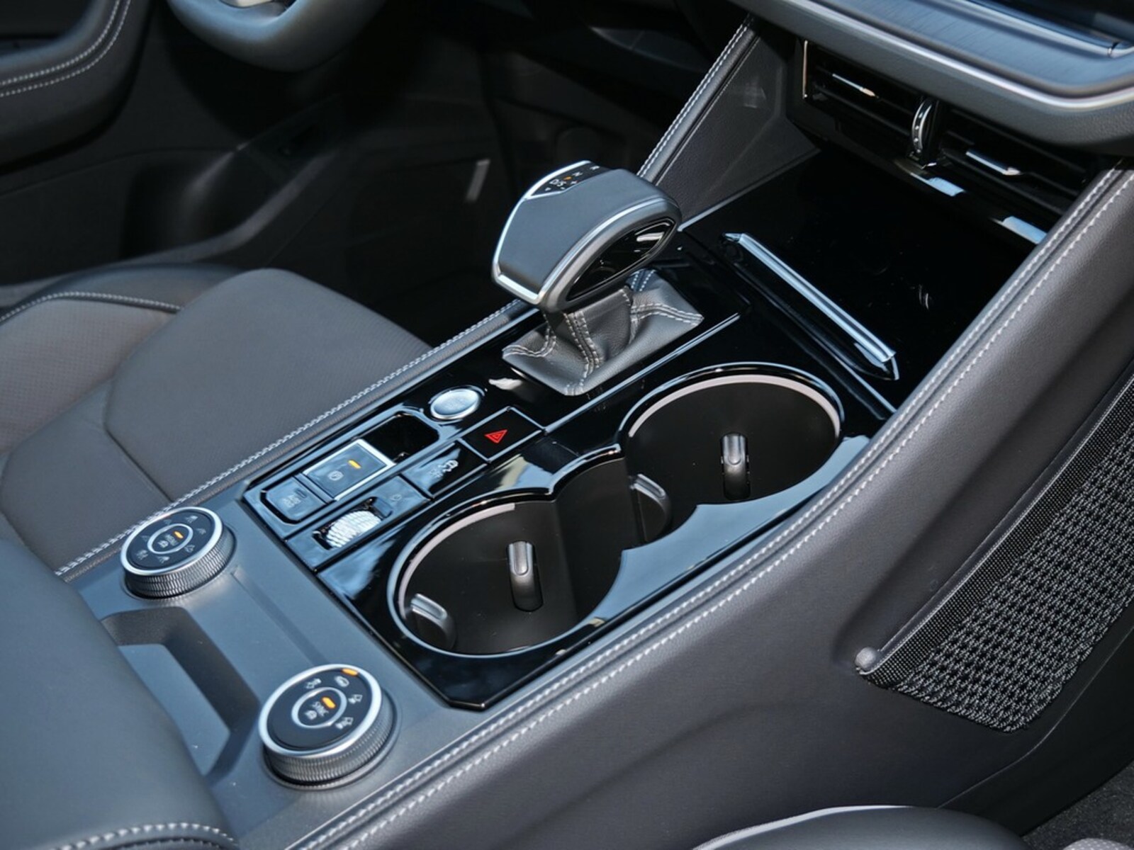 Volkswagen Touareg – Bild 10