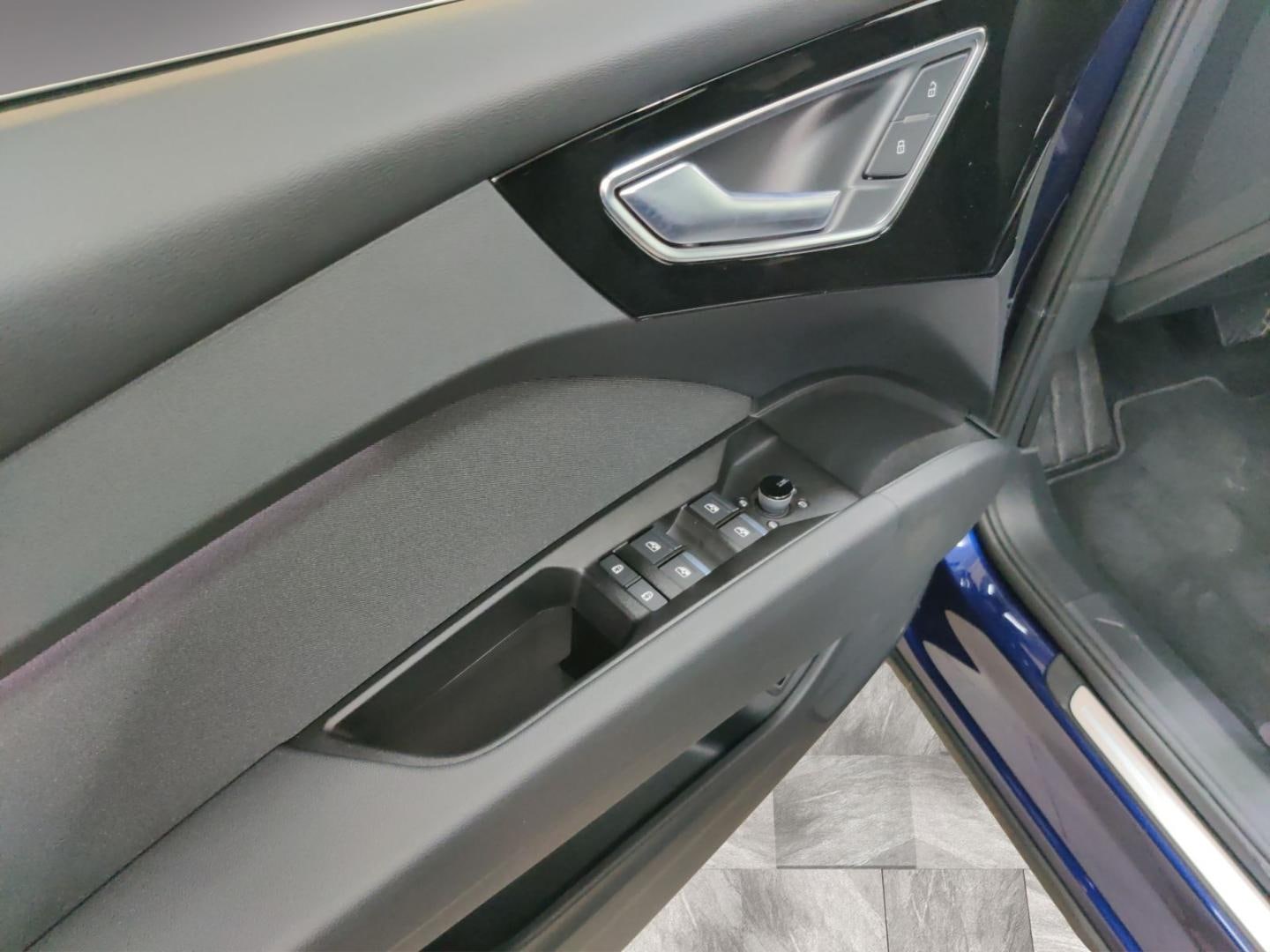 Bild über Audi Q4 e-tron 40 e-tron - für weitere Informationen kontaktieren Sie den Audi Partner