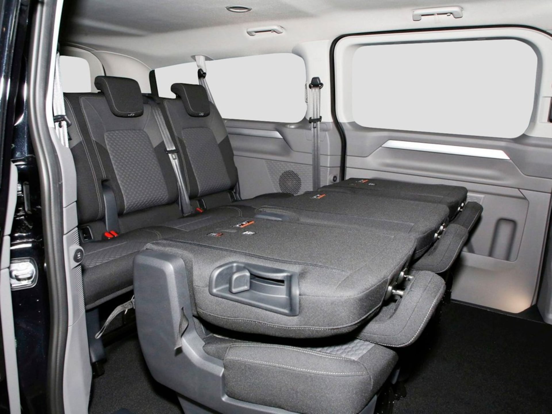 Volkswagen Caravelle langer Radstand Life