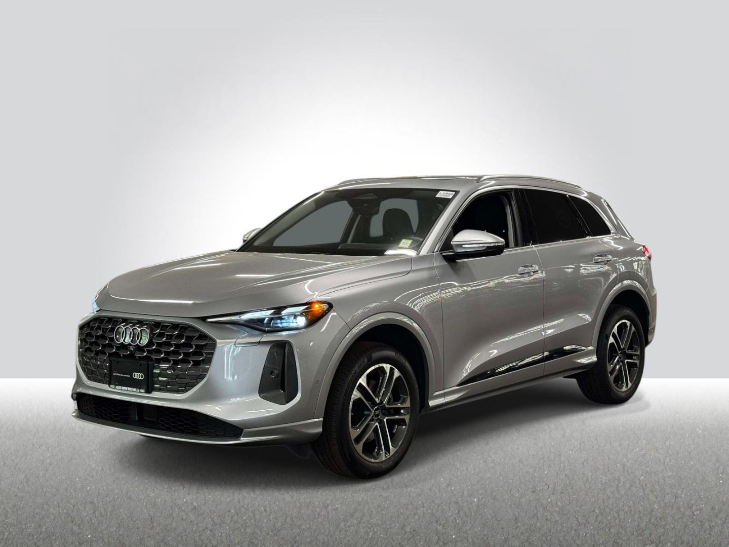 2025 Audi Q5 40 Premium's photo