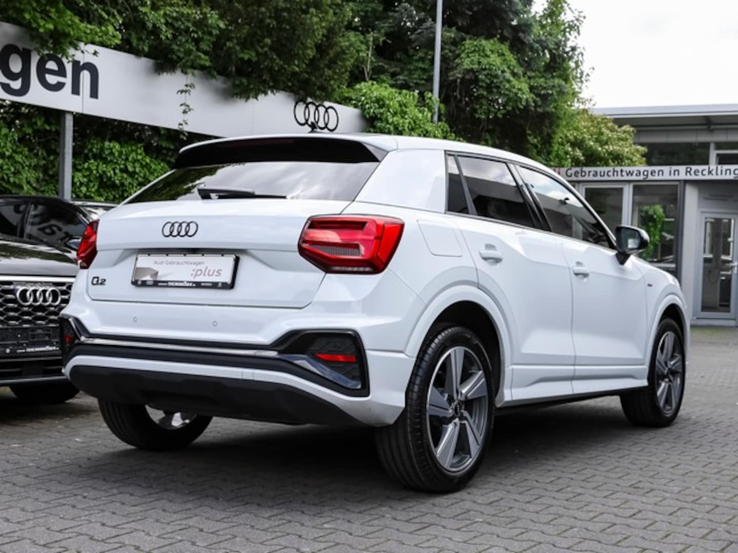 Bild über Audi Q2 S line 35 TFSI S tronic - für weitere Informationen kontaktieren Sie den Audi Partner