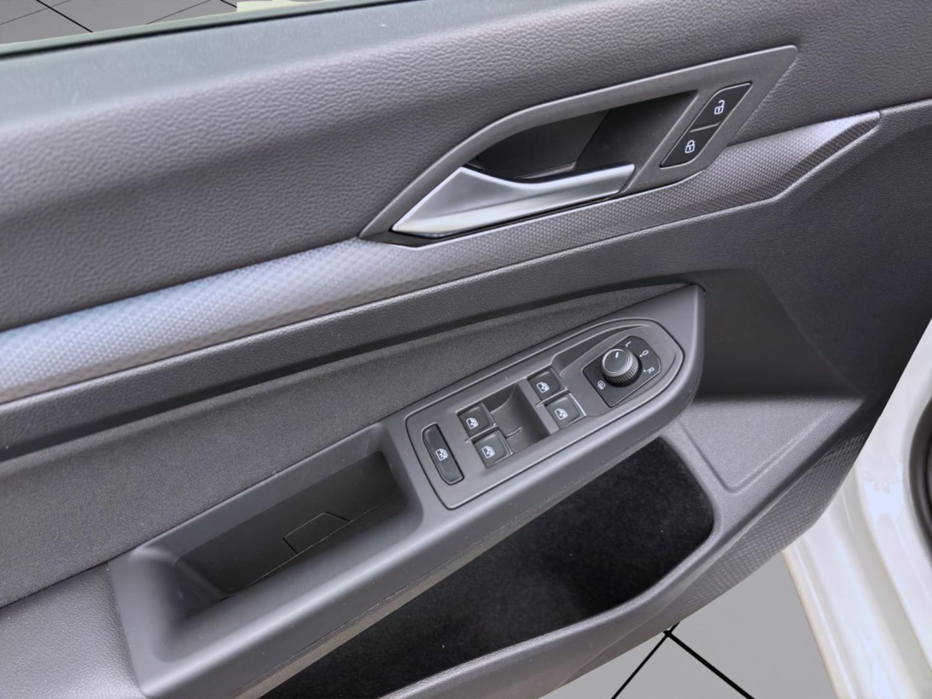 Volkswagen Golf Active