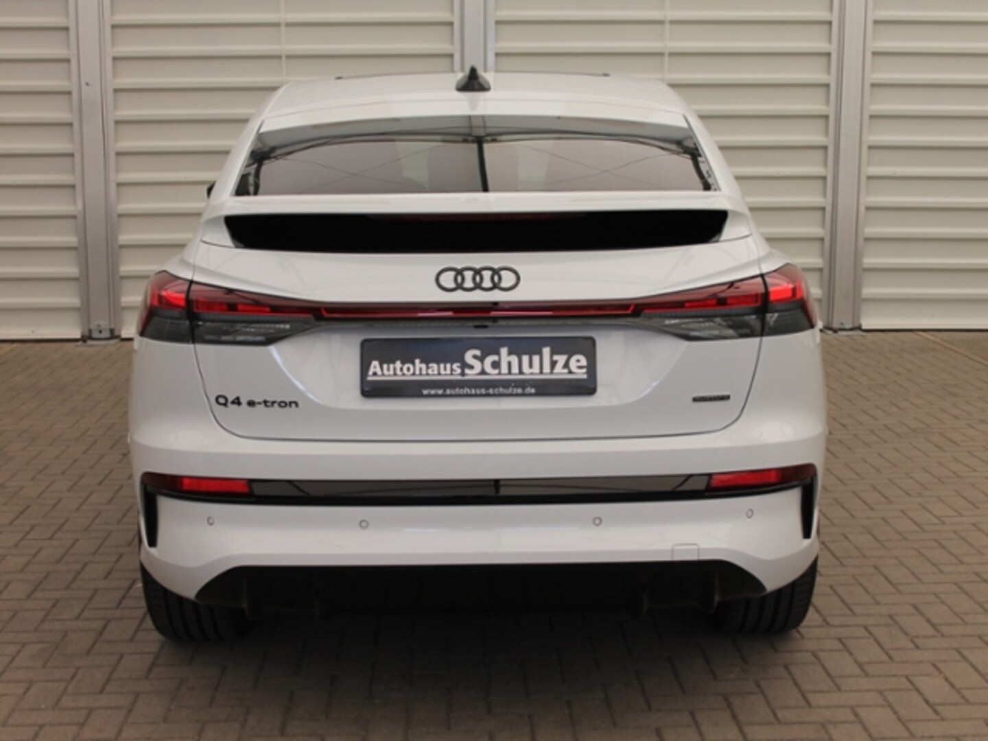 Bild über Audi Q4 Sportback e-tron e-tron quattro 220 kW - für weitere Informationen kontaktieren Sie den Audi Partner