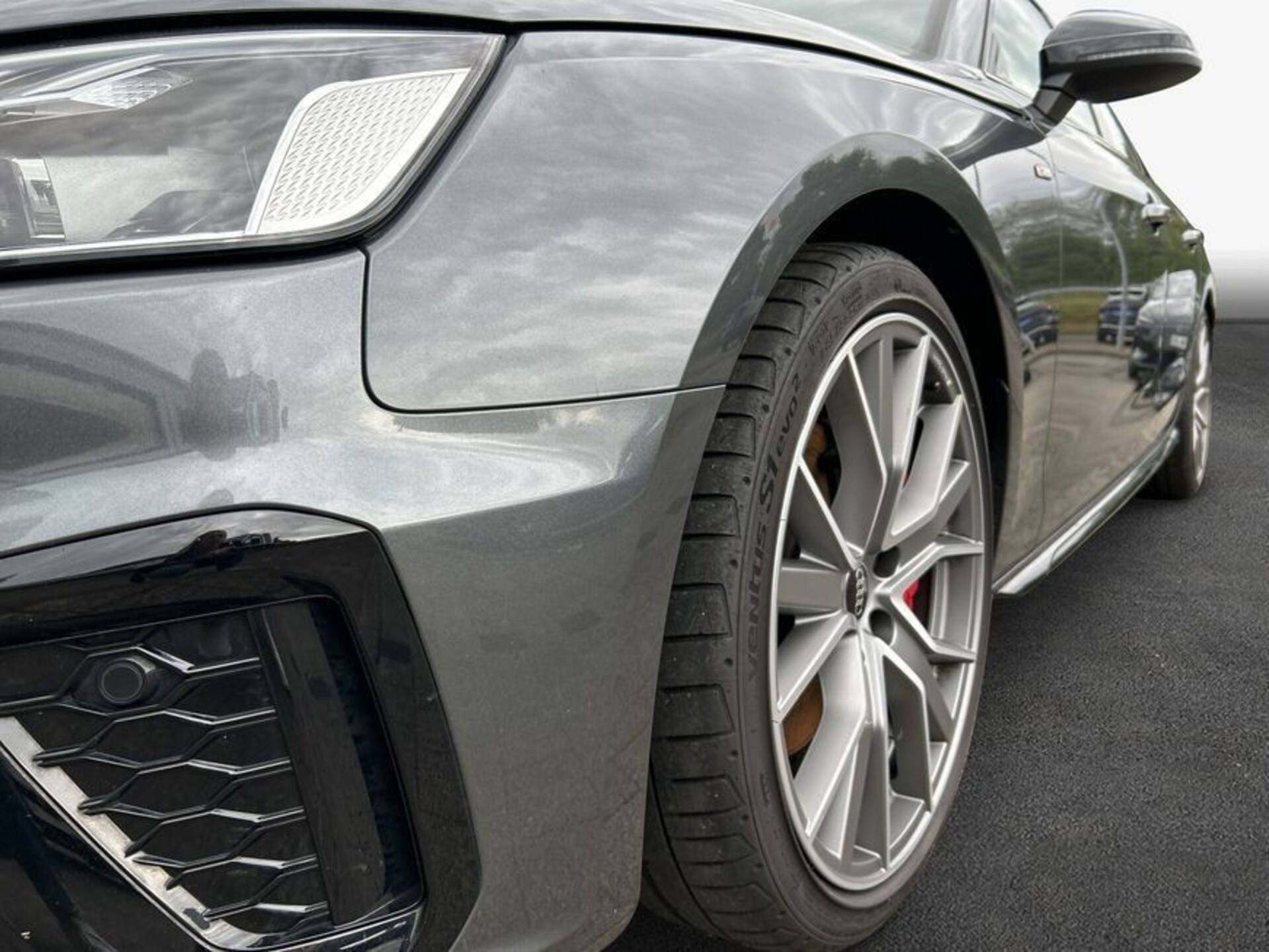 Audi A4 Avant S line