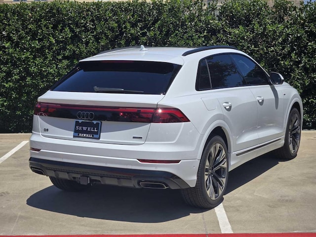 2026 Audi Q8