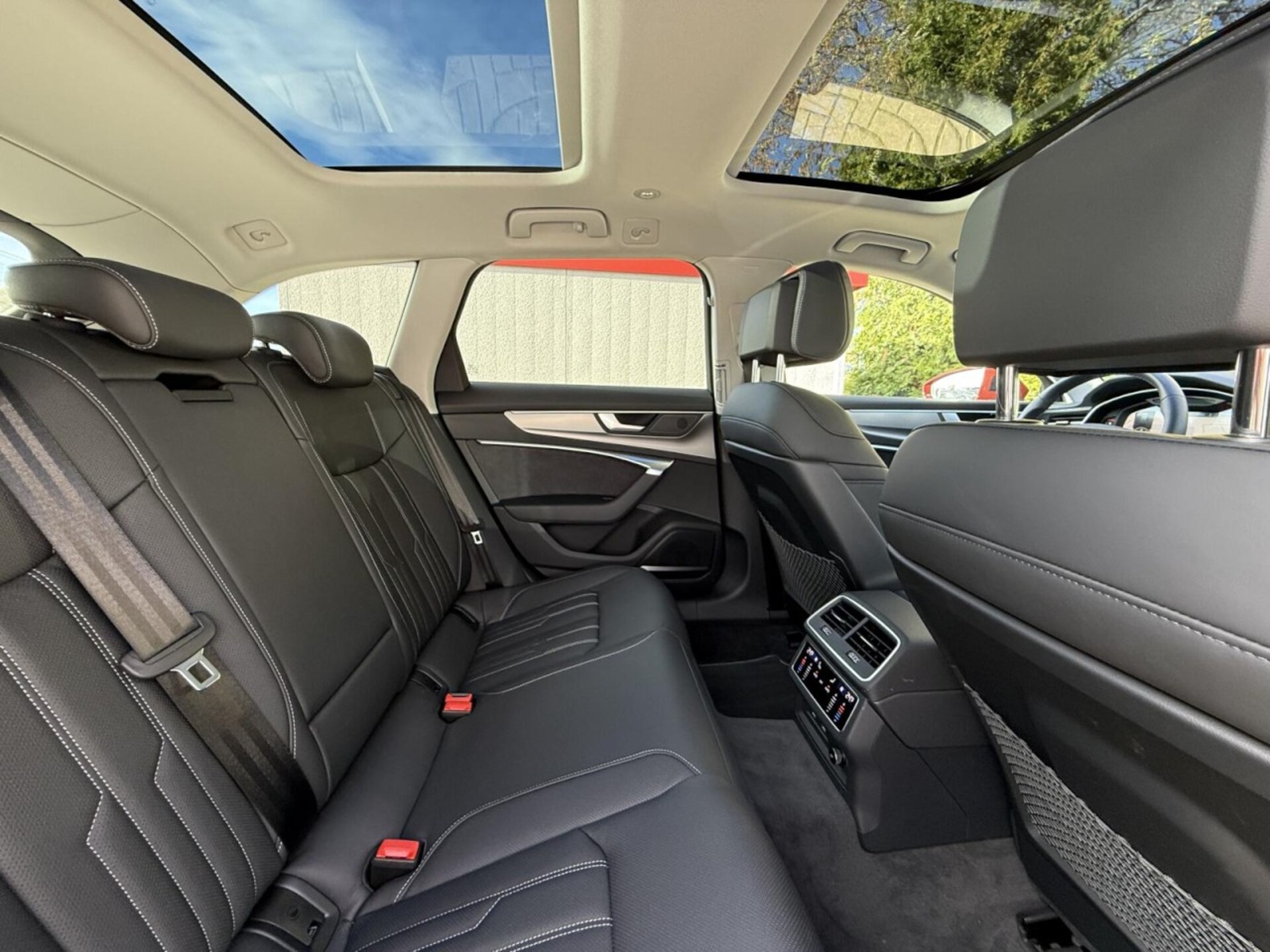 Audi S6 Avant