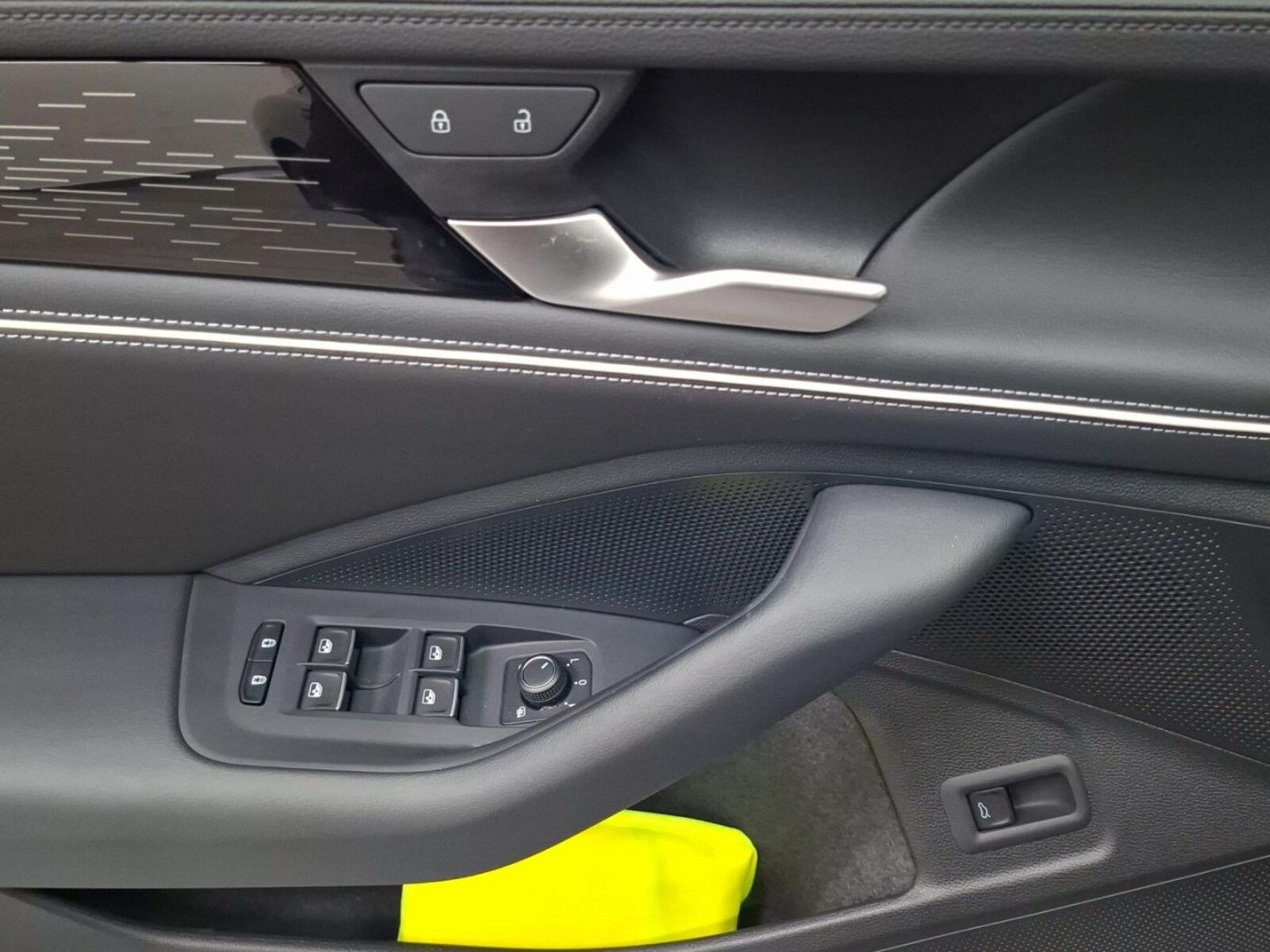 Volkswagen Passat – Bild 8