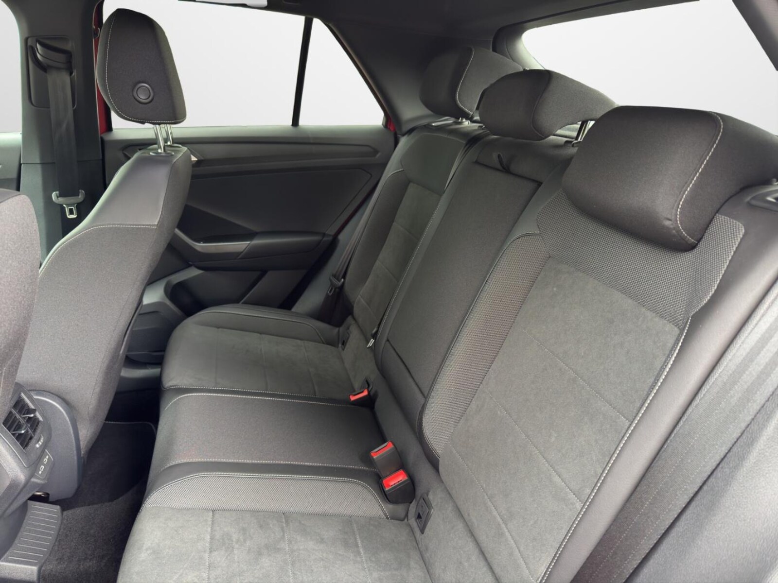 Volkswagen T-Roc – Bild 12