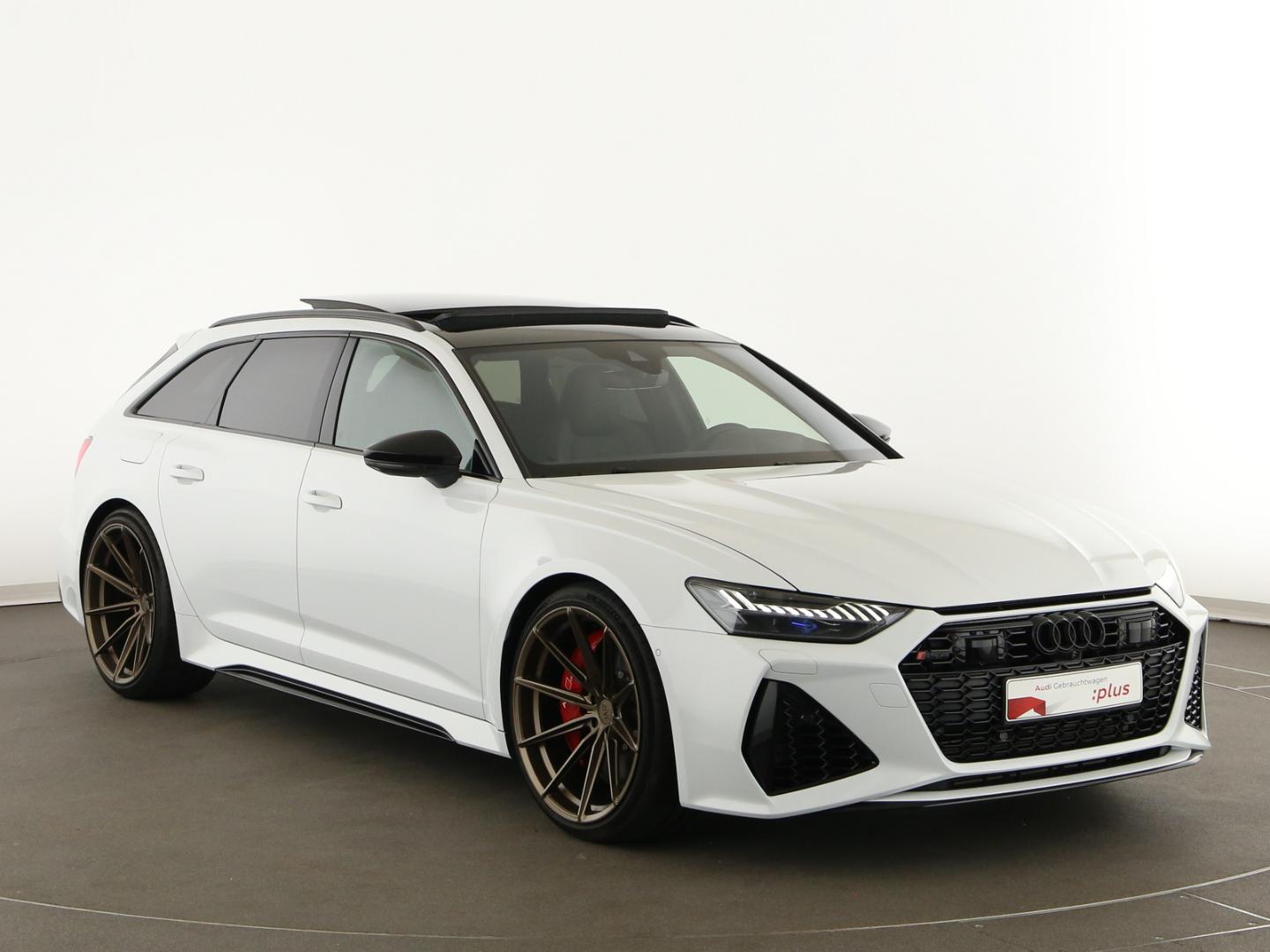 Image about Audi RS 6 Avant performance TFSI quattro tiptronic