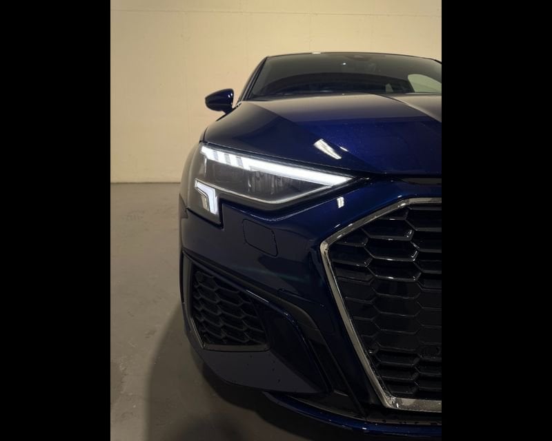 Image about Audi A3 Sedan S line edition 35 TDI 110 kW (150 CV) S tronic