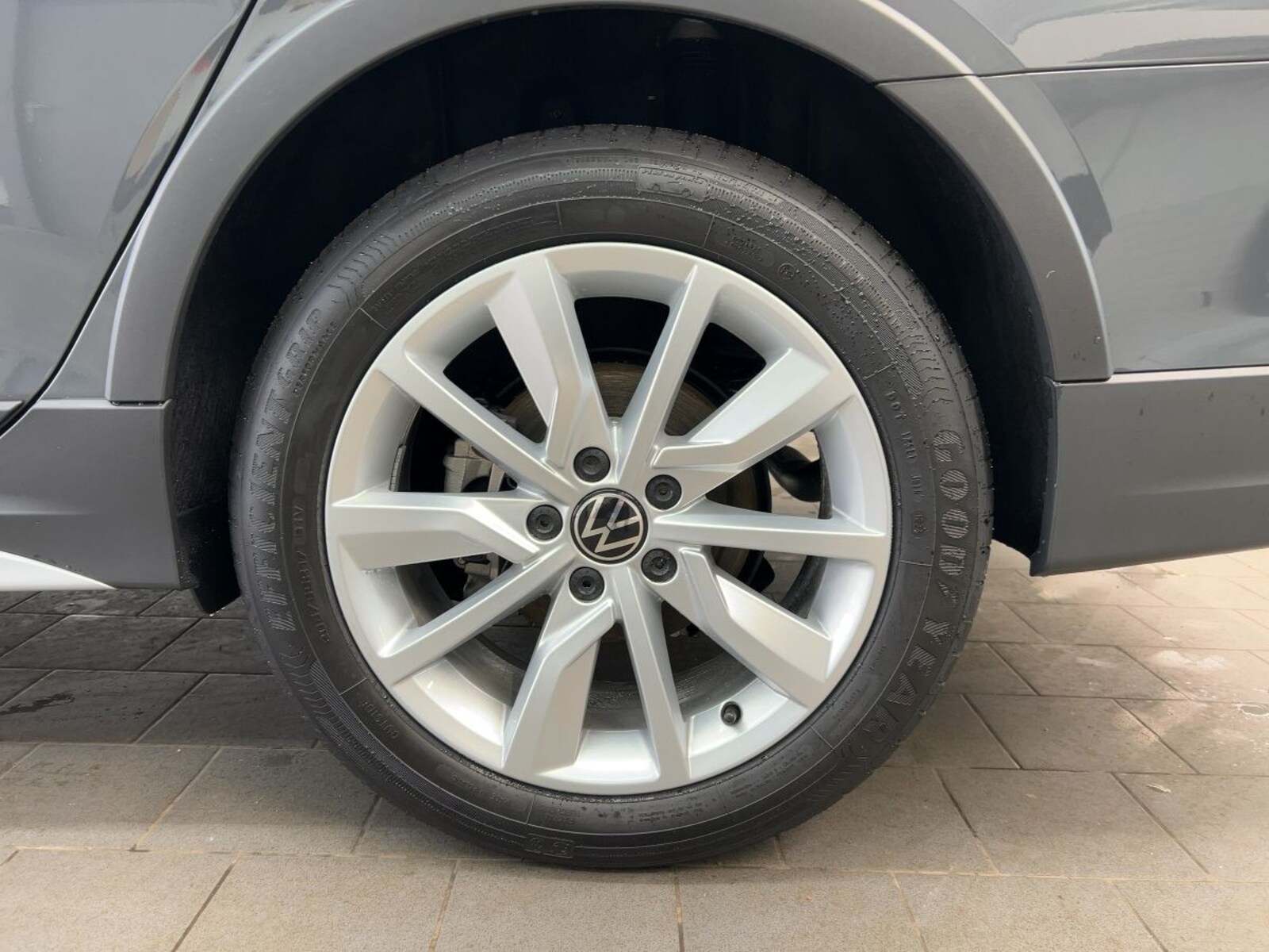 Volkswagen Golf Variant – Bild 7