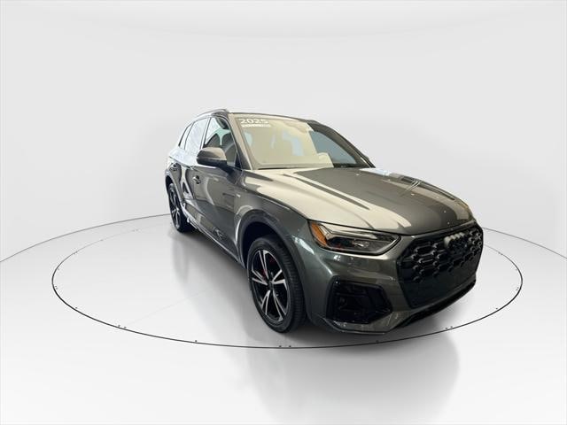 Used 2025 Audi Q5 Premium Plus with VIN WA1EAAFY0S2030171 for sale in Kansas City
