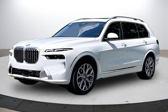 2023 BMW X7