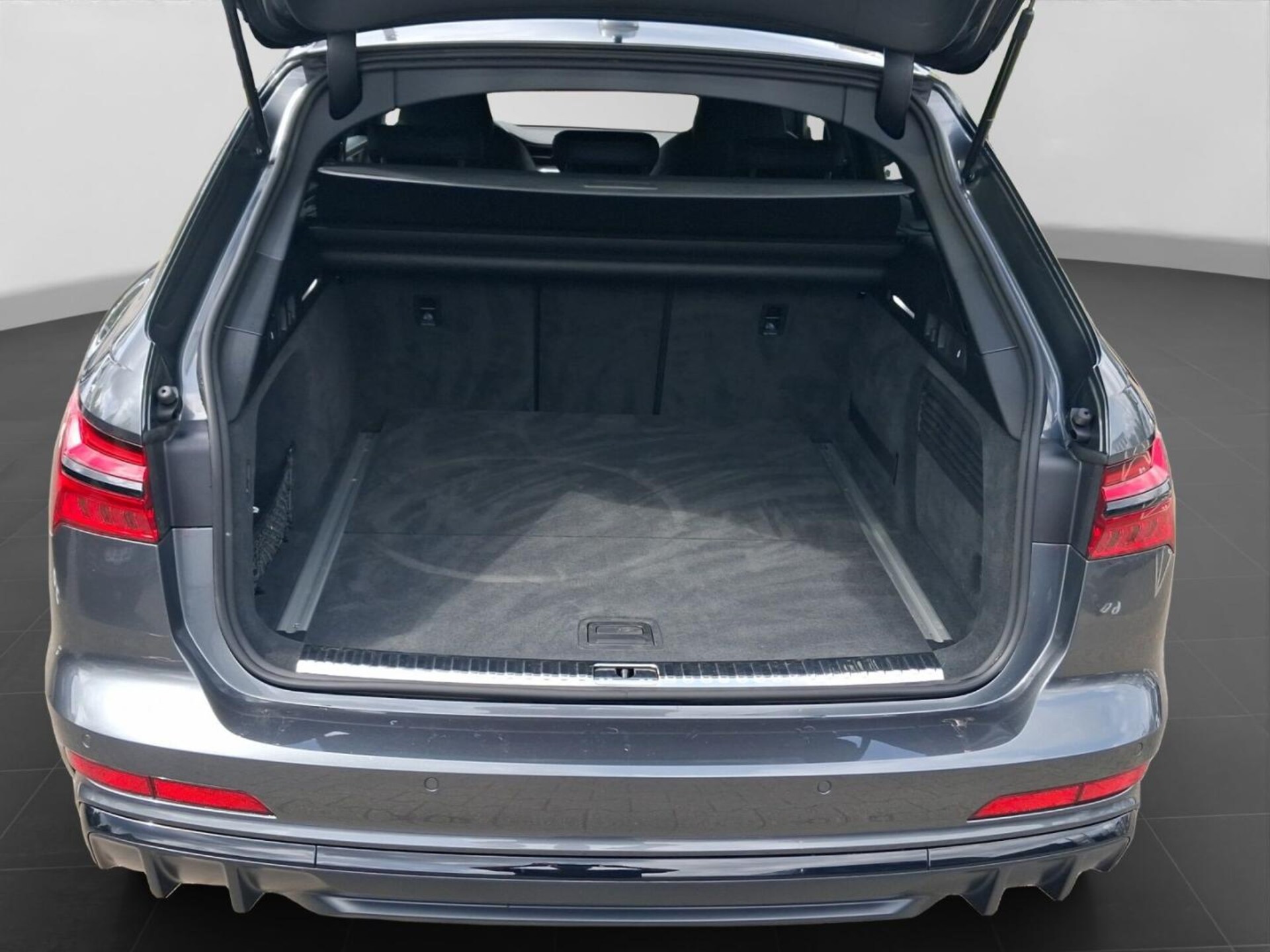 Audi S6 Avant