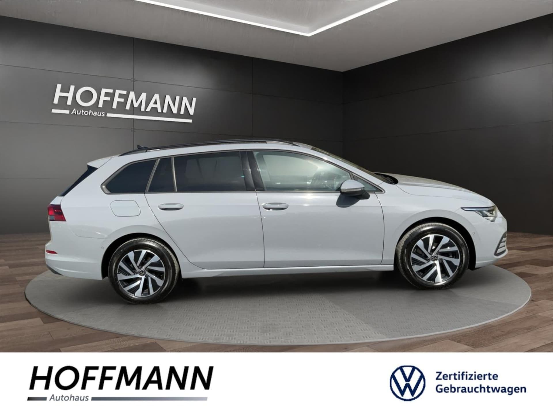 Volkswagen Golf Variant Life
