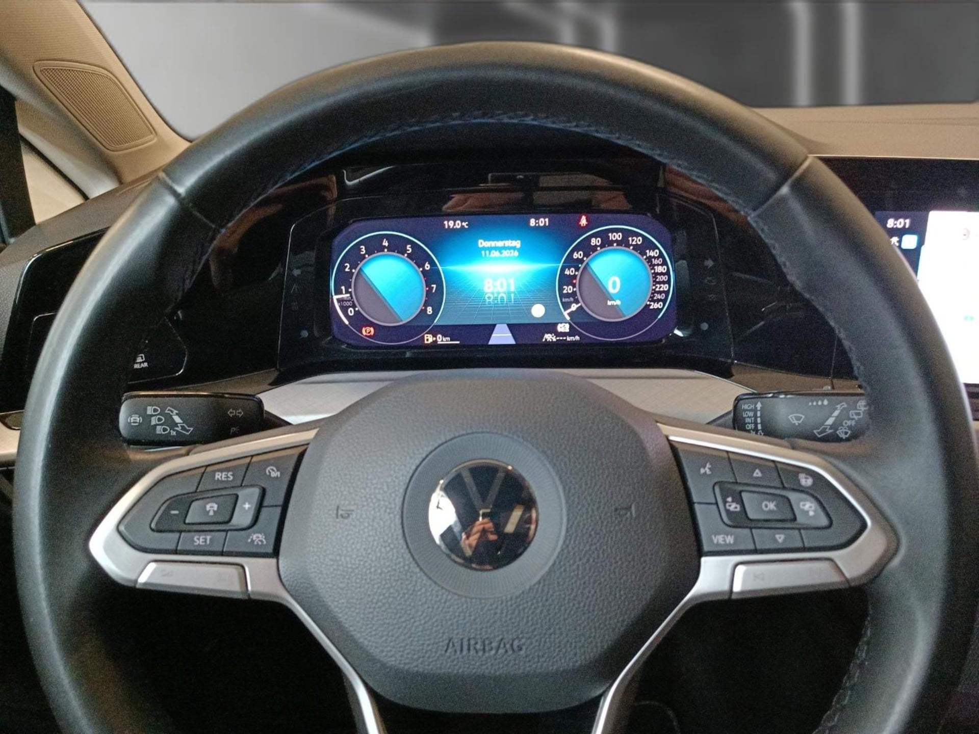 Volkswagen Golf Variant Life