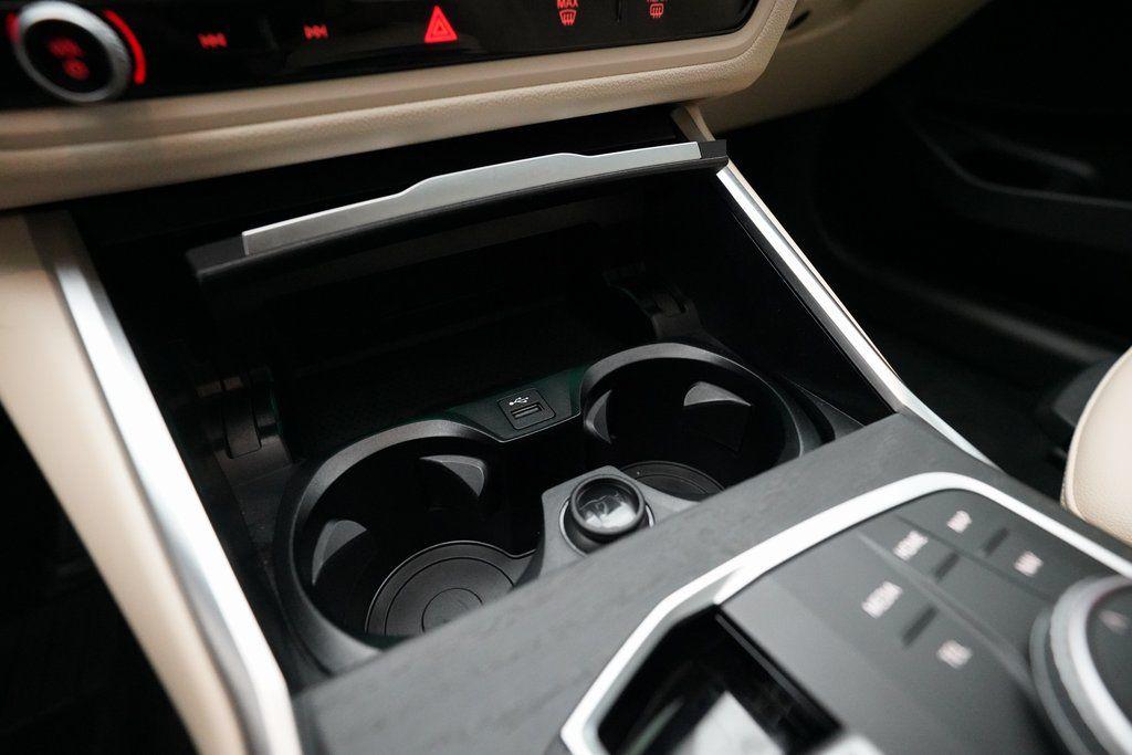 2023 BMW 3 Series 330e - Photo 16