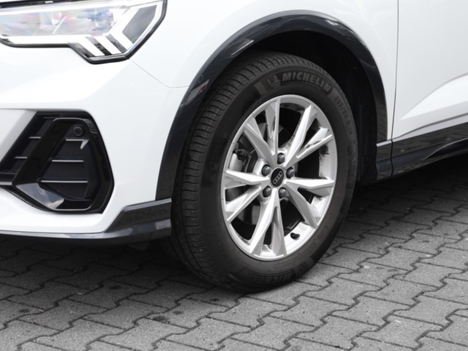 Audi Q3 Sportback – Bild 9