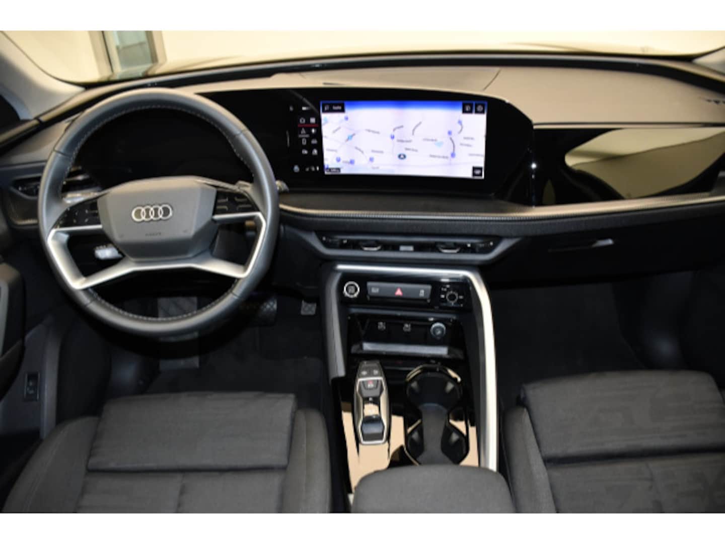 Bild über Audi Q5 Sportback TDI quattro 150 kW S tronic - für weitere Informationen kontaktieren Sie den Audi Partner