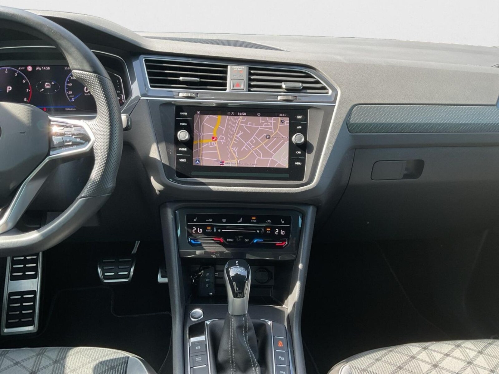 Volkswagen Tiguan – Bild 12