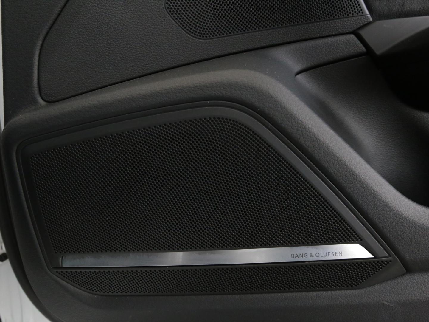 Image about Audi RS 6 Avant performance TFSI quattro tiptronic