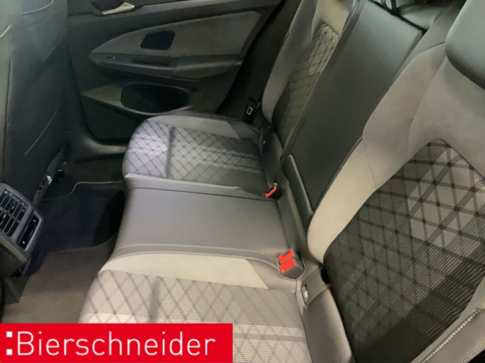 Volkswagen Golf Variant – Bild 13