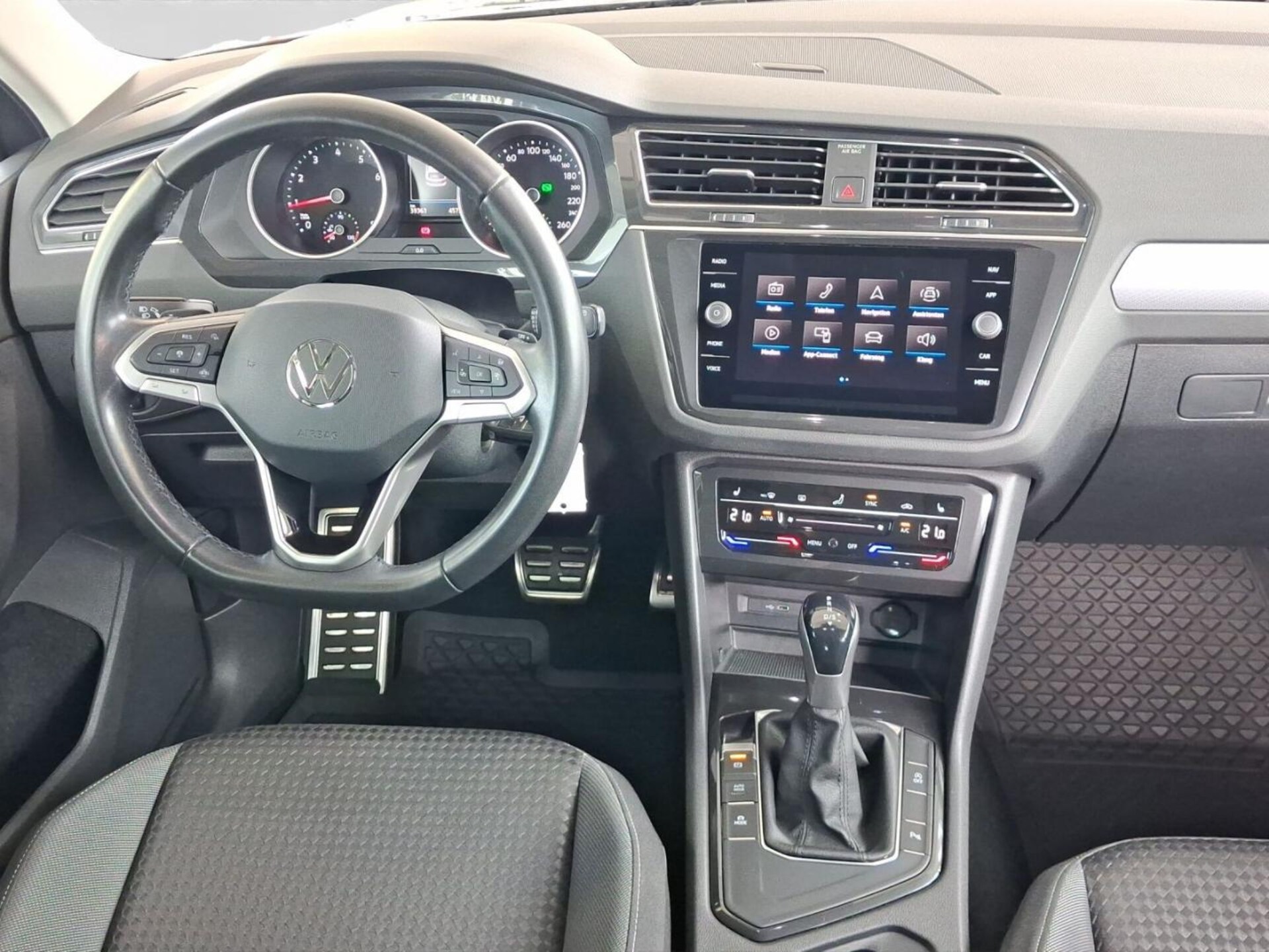 Volkswagen Tiguan Active